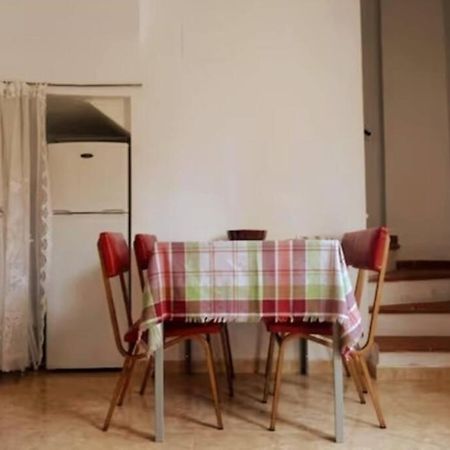 فيلا Lanjarónفي Casa Rubi Townhouse المظهر الخارجي الصورة