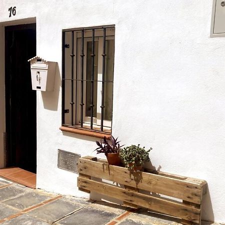 فيلا Lanjarónفي Casa Rubi Townhouse المظهر الخارجي الصورة